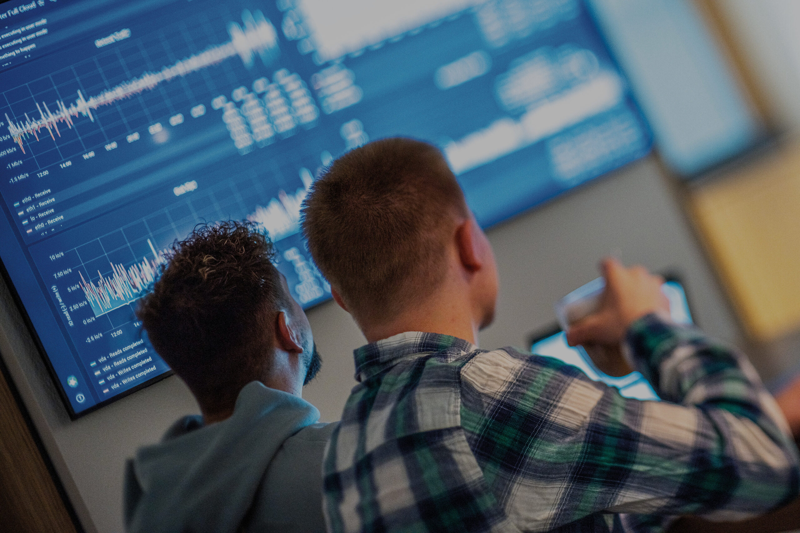 wareconsult Besprechung Titelbild IT-Dienstleister Hintergrund